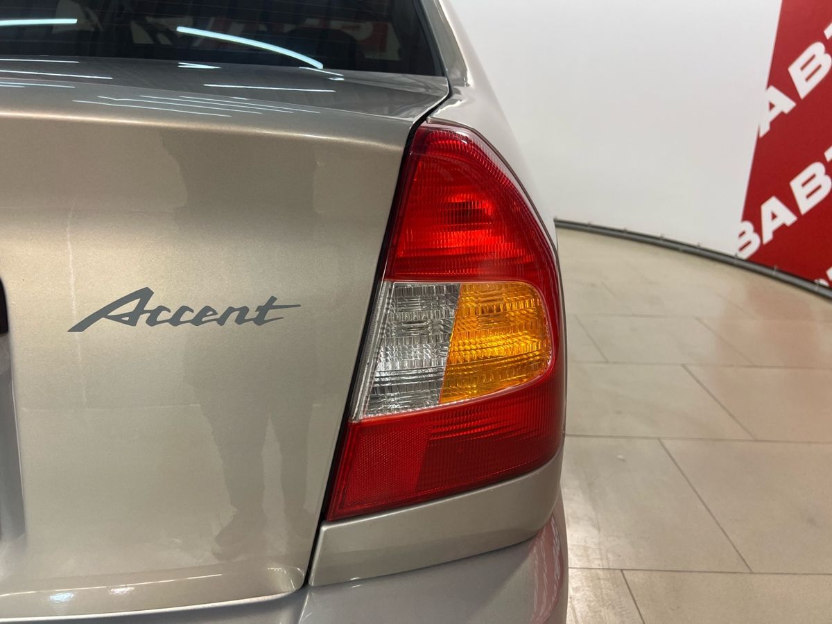 Hyundai Accent