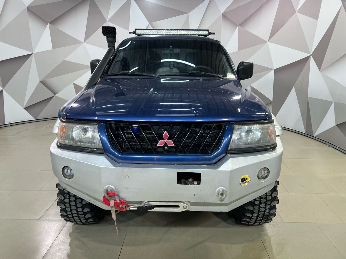 Mitsubishi Pajero Sport