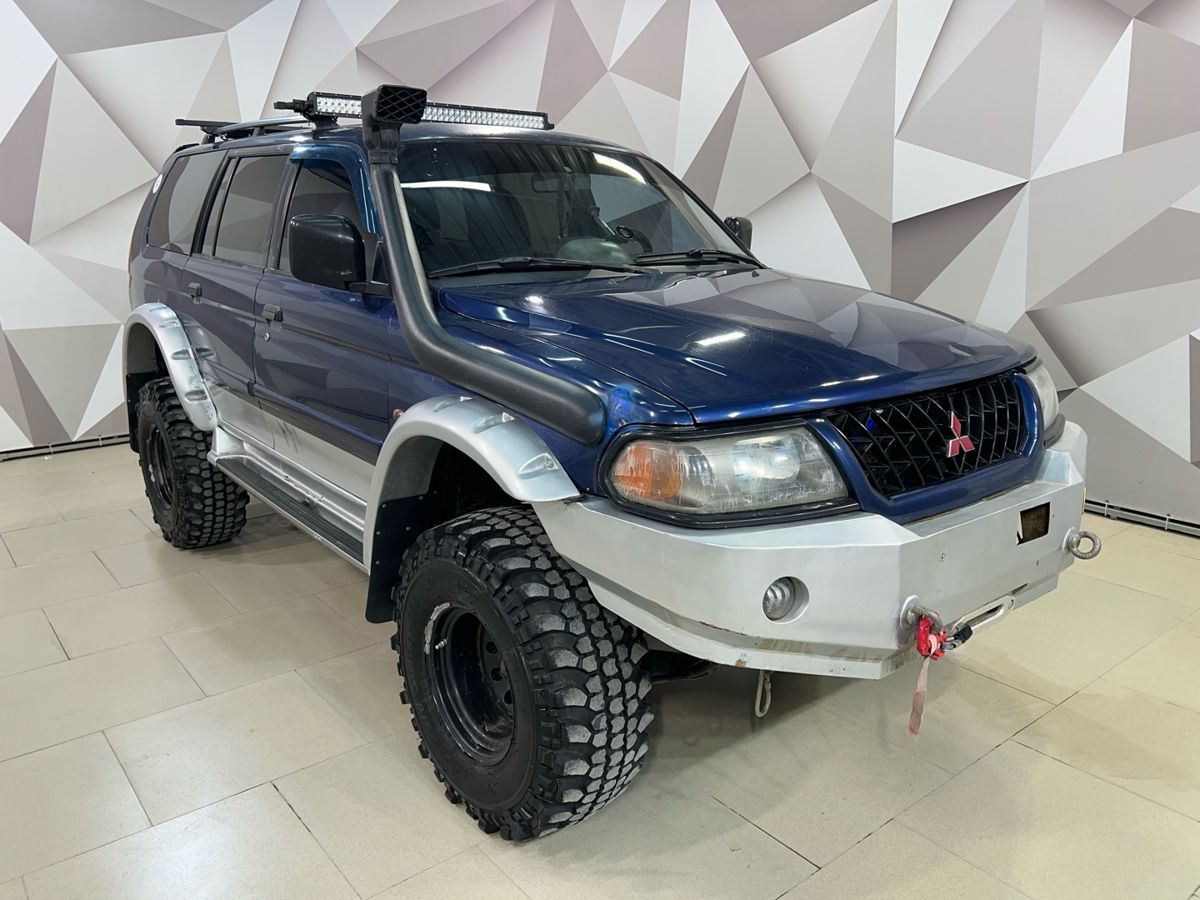 Mitsubishi Pajero Sport