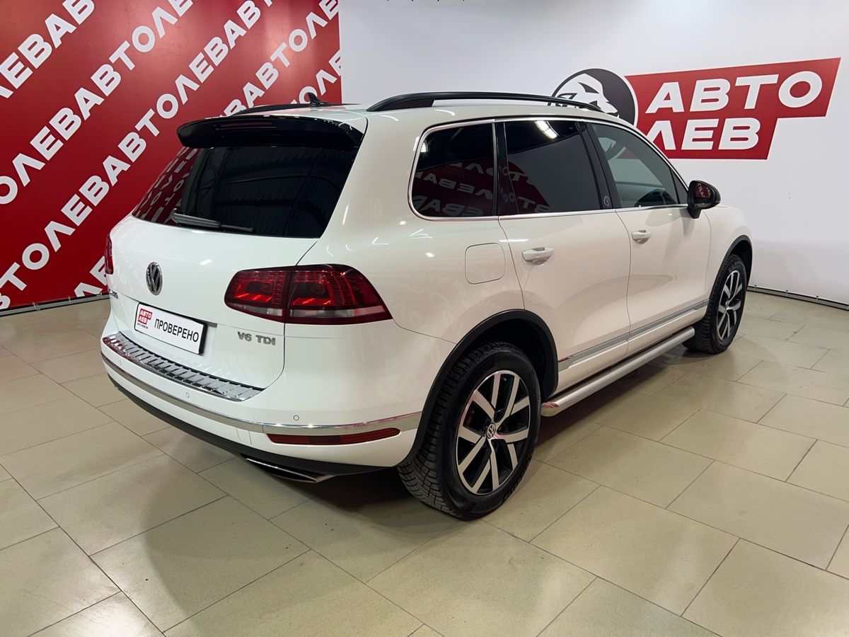 Volkswagen Touareg